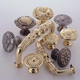 Ornate Knobs & Pulls